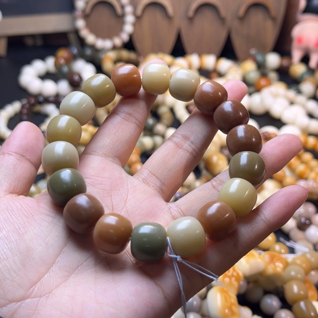 吊坠菩提根/象牙果老油膏