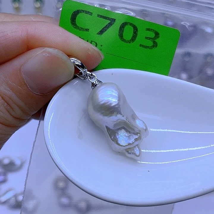 颈饰未镶嵌淡水珍珠