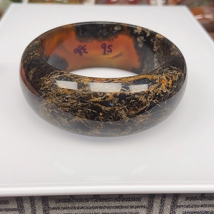 玛瑙/玉髓手镯未镶嵌九****鸢