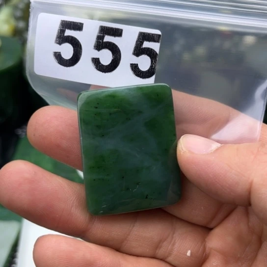 和田玉未镶嵌珠宝半成品