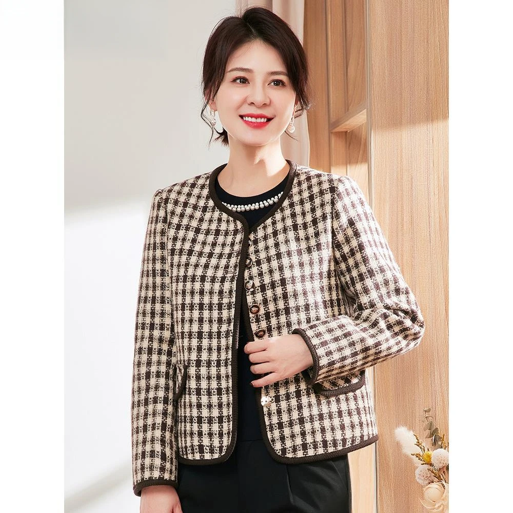 玛古芭妈妈小香风外套春秋时尚减龄2025新款中老年女秋装洋气上衣