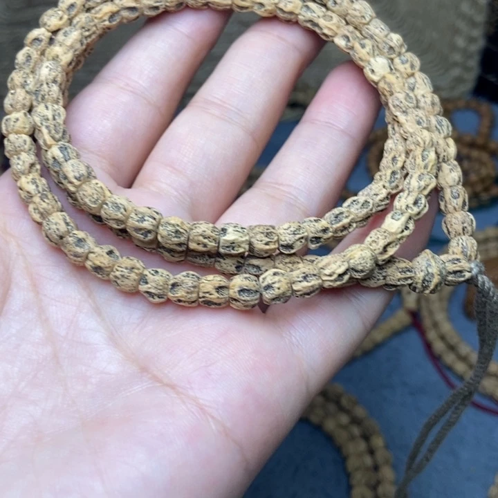 【闪购商品】吊坠柏香籽/百香籽