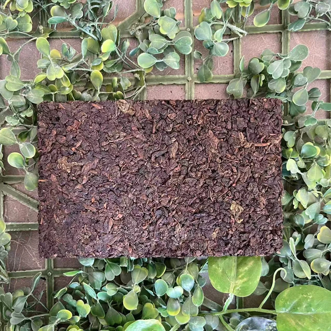 雨腾古茶 “冻D乌龙”电X杆铁G音150g/砖（12月24）