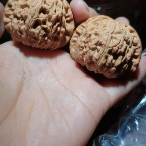 猴头核桃吊坠45白狮子