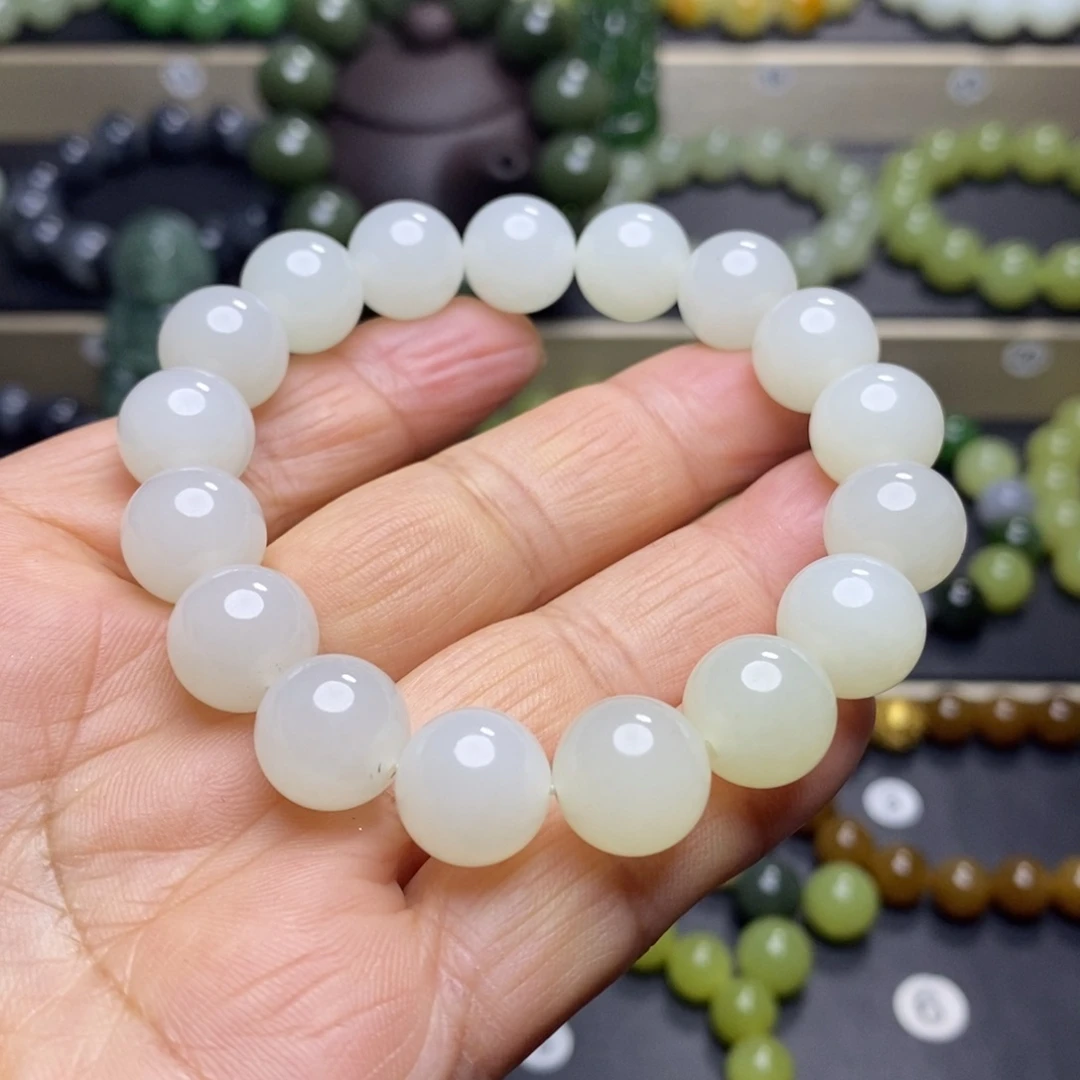 和田玉未镶嵌手串