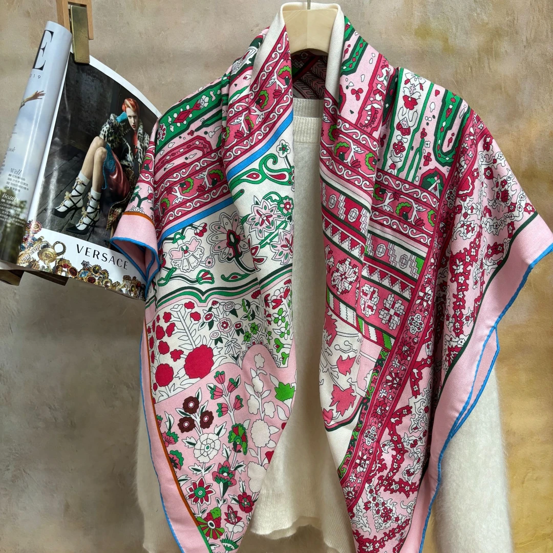 奢凌羊【丰收果园】135*135cm桑蚕丝超细澳毛双面卷边秋冬披肩方巾