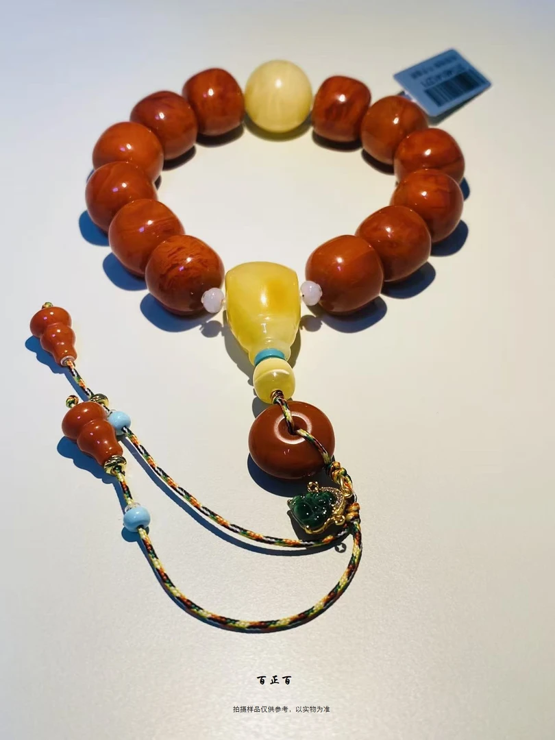 百正百 设计款瓦西南红老型手把件1271