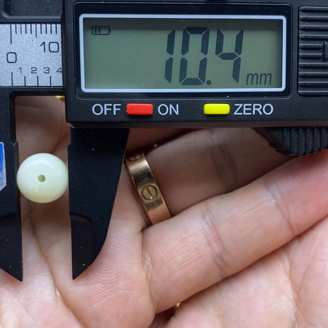 琥珀裸石未镶嵌李*、10.4x8.8老型