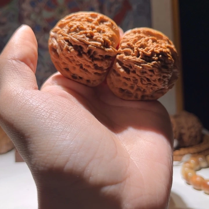 和***年文玩核桃吊坠核桃a160