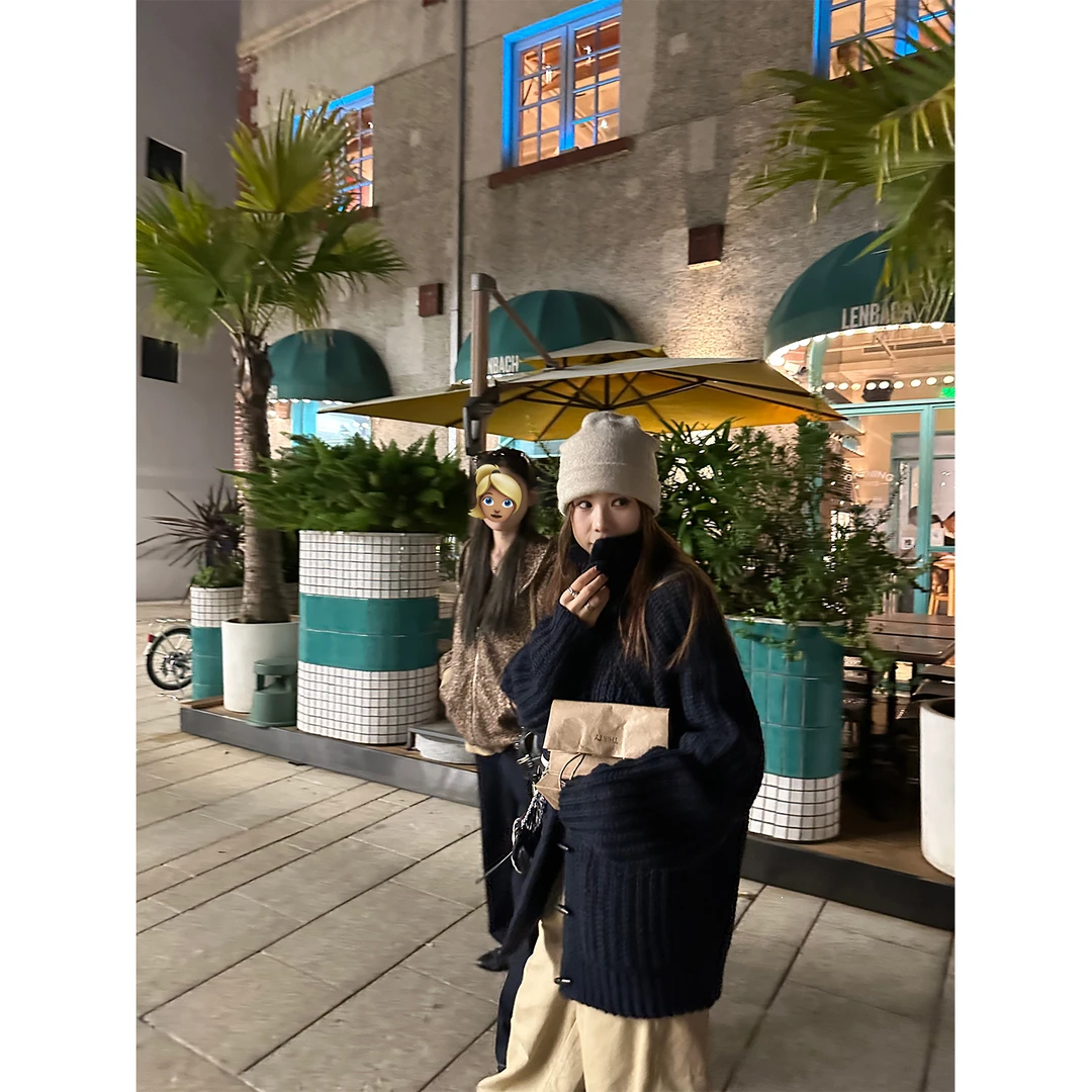 DYANGJUN【半岛冬日】秋季新款重磅羊毛粗针牛角扣针织开衫毛衣