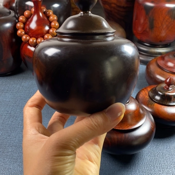 交趾黄檀（大红酸枝）