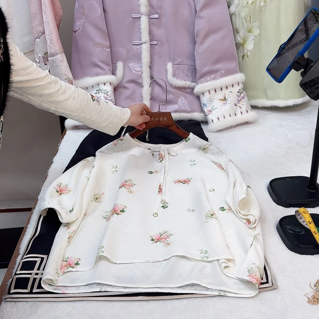 刺绣真丝香水百合 四季款