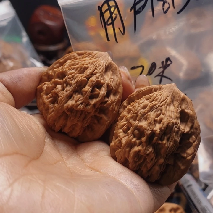 文玩核桃把件用****4虎头