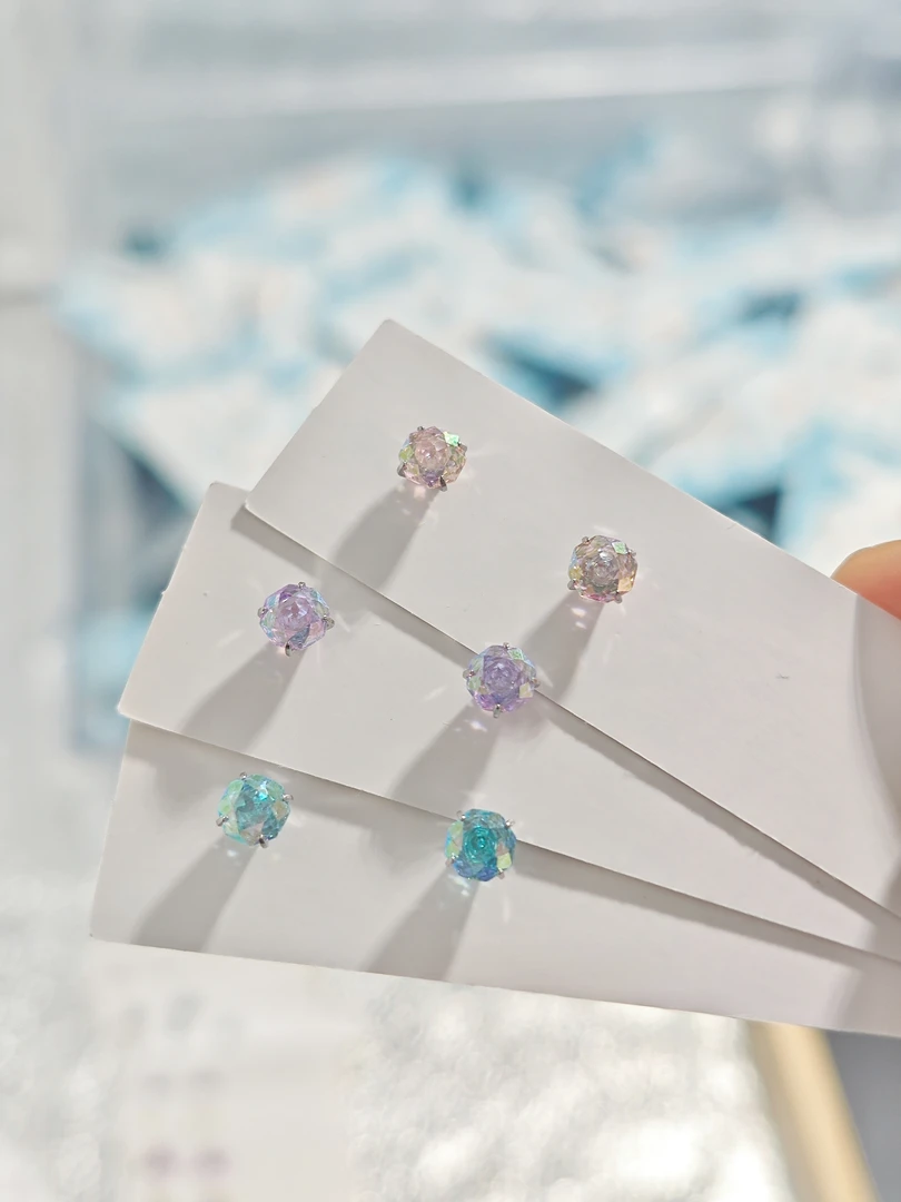 钛钢锆石耳饰 玫瑰切锆石耳钉耳骨钉耳蜗钉