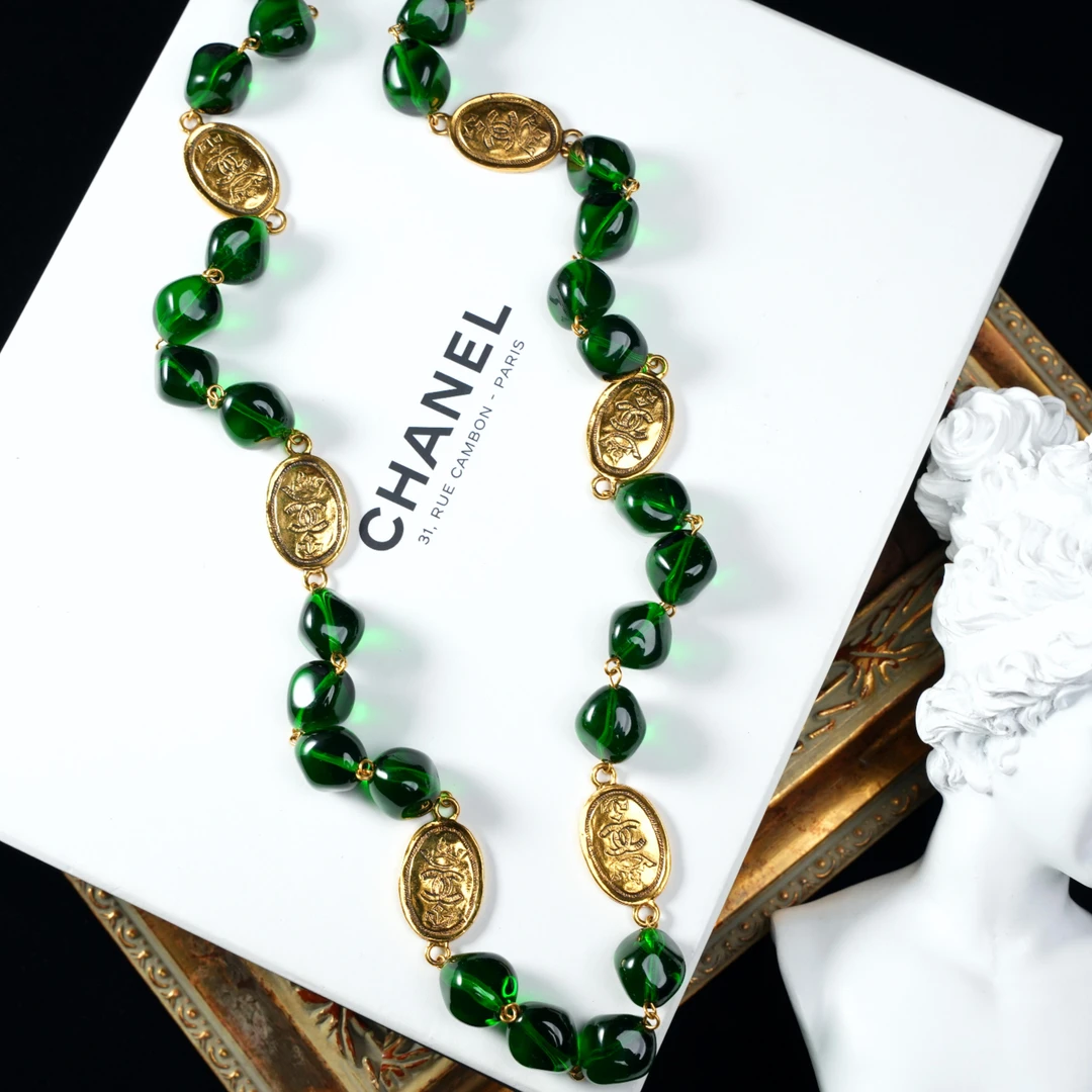 95新 Chanel/香奈儿 柚礼中古/香奈儿绿琉璃皇冠金币项链LE505037
