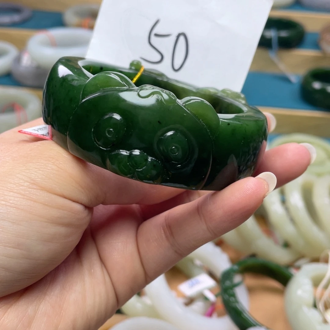 未镶嵌手镯和田玉圈口56