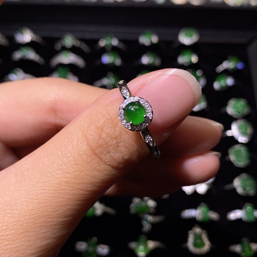 翡翠未镶嵌颈饰天然