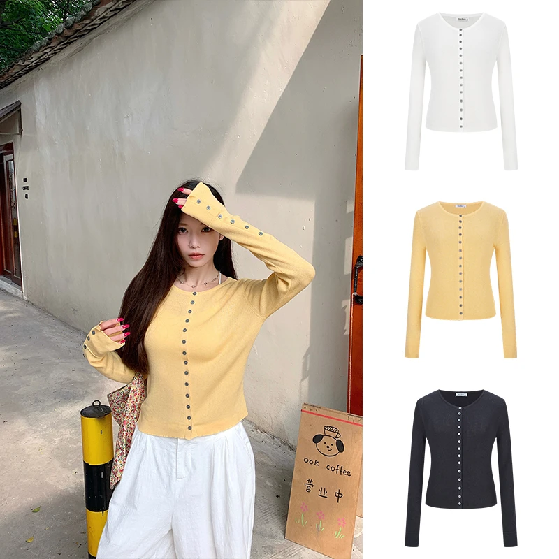 Moses Queen/魔西女王温柔风简约时尚早秋款修身显瘦针织开衫上衣