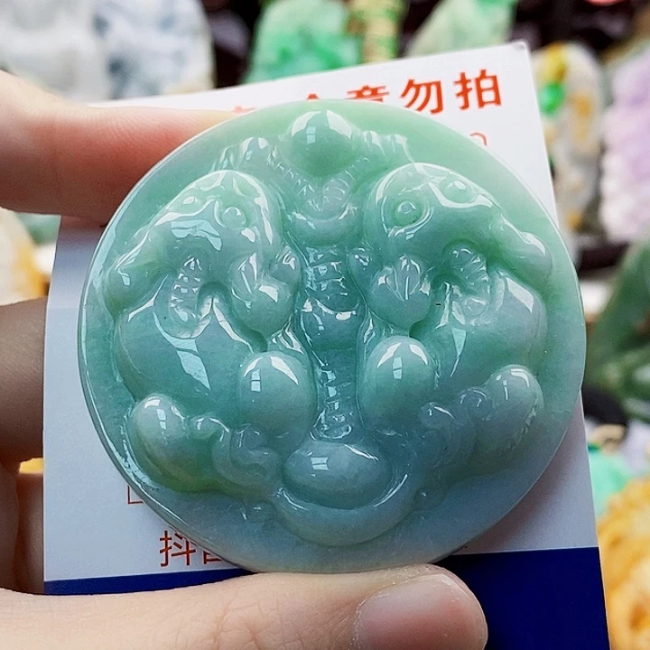 吊坠(不含链)未镶嵌翡翠