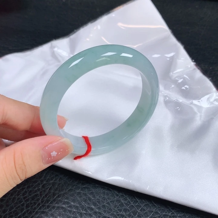 未镶嵌手镯翡翠有棉纹