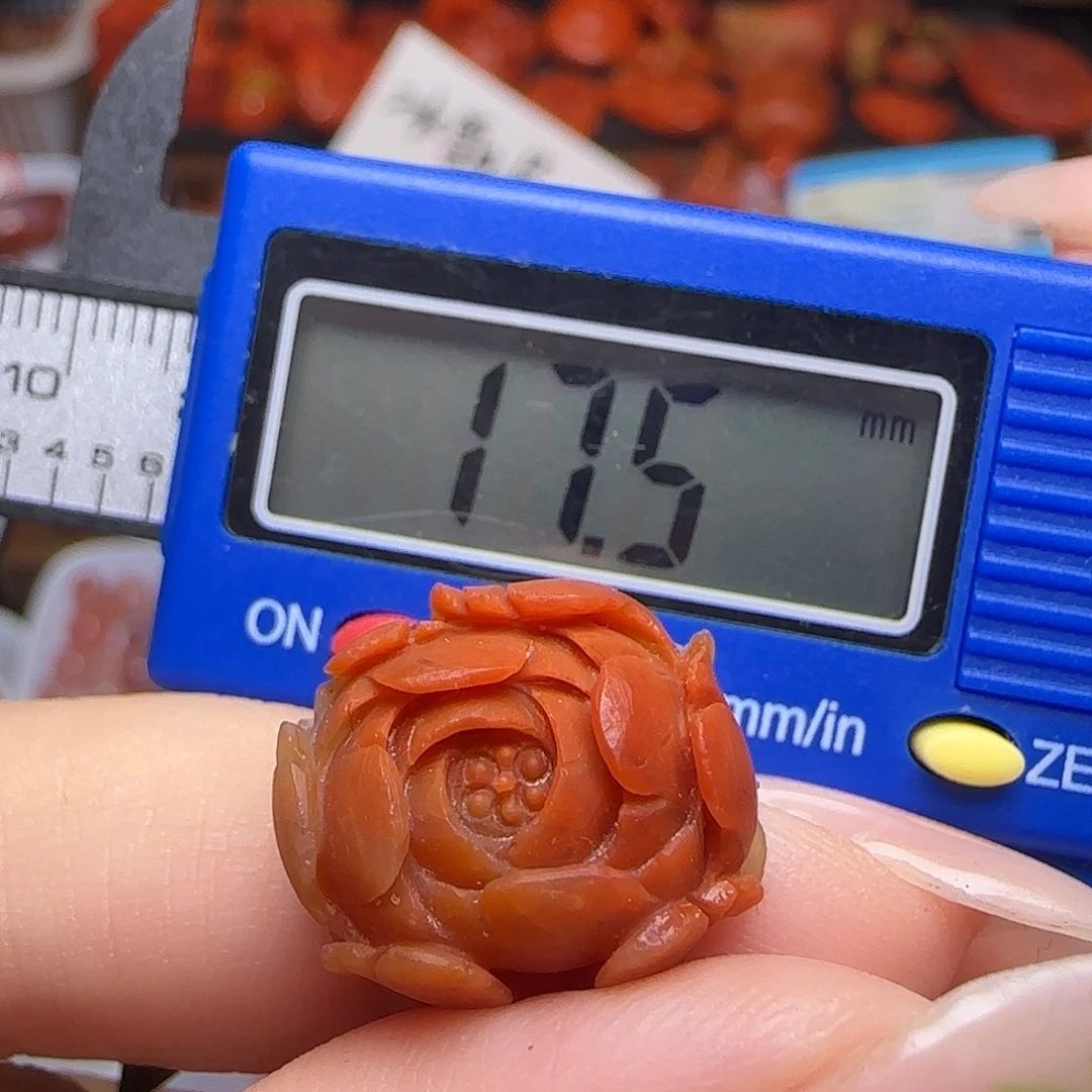 南红玛瑙未镶嵌颈饰