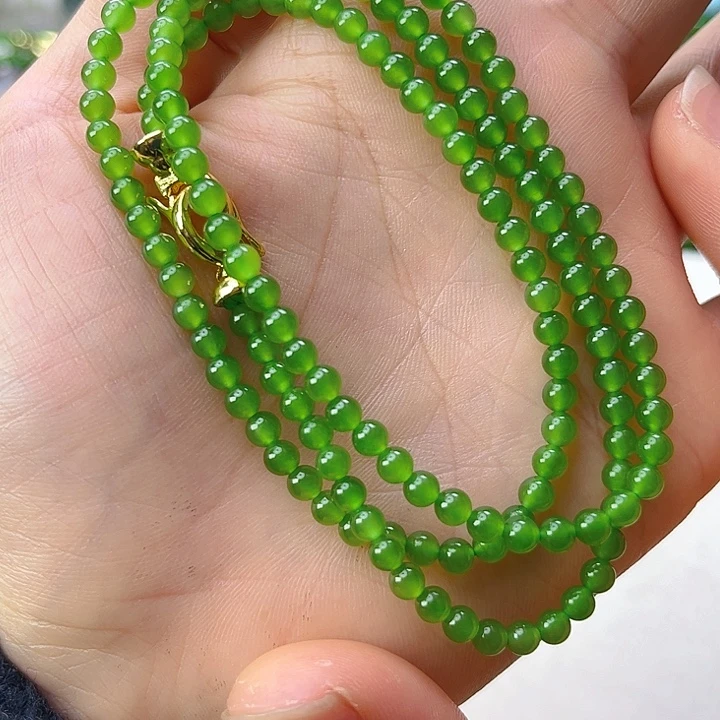 大***。和田玉未镶嵌车挂