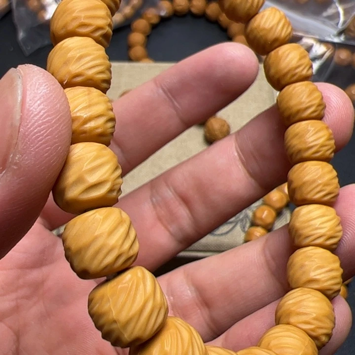 猴头核桃手串啦啦