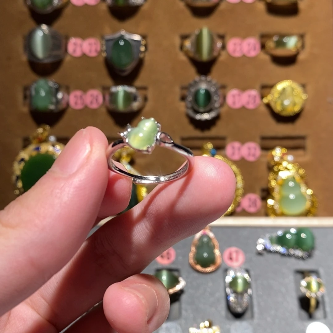 和田玉未镶嵌戒指