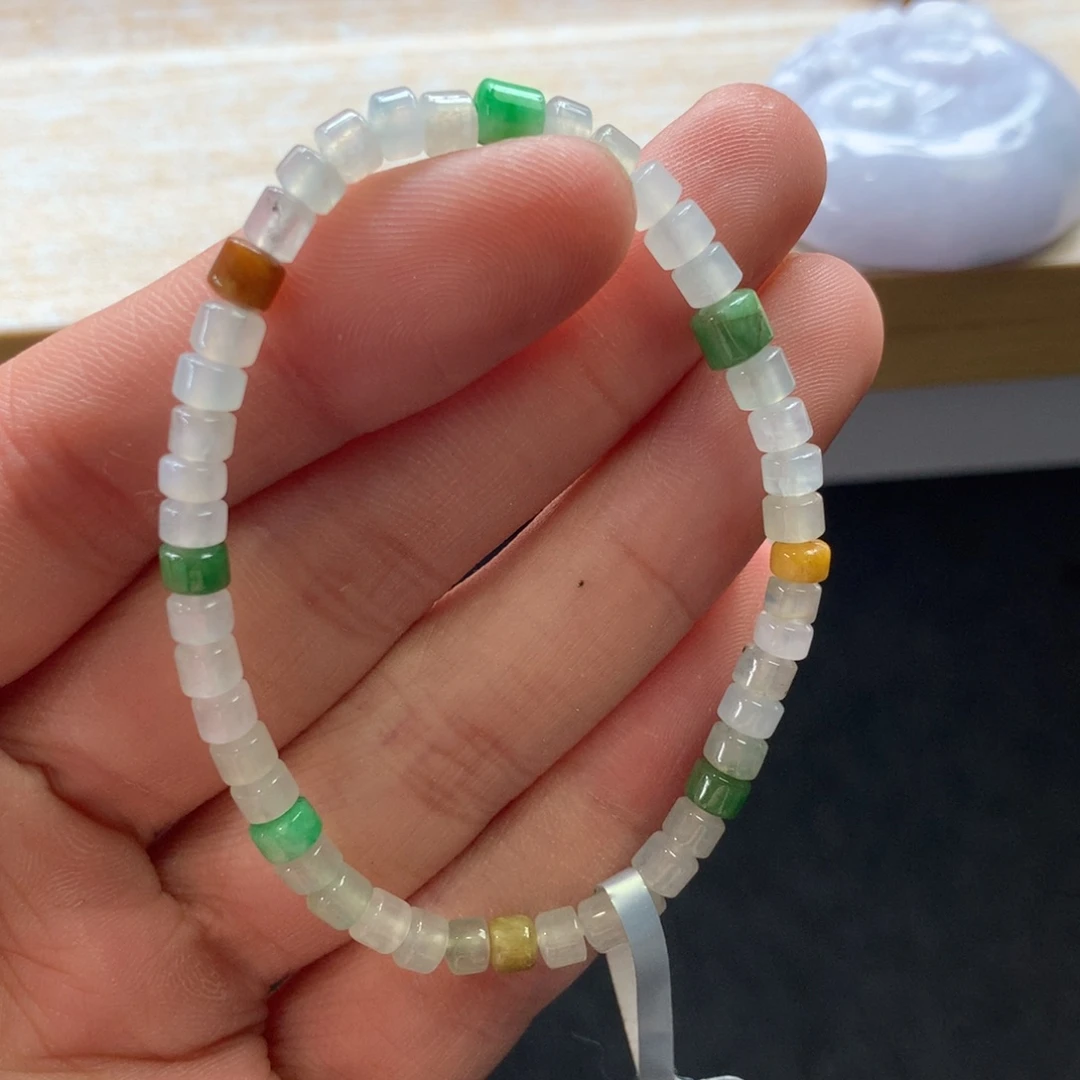 翡翠未镶嵌颈饰吊坠