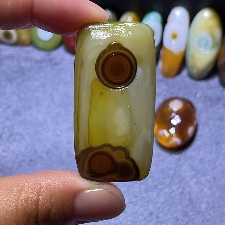 未镶嵌玛瑙/玉髓珠宝奇石