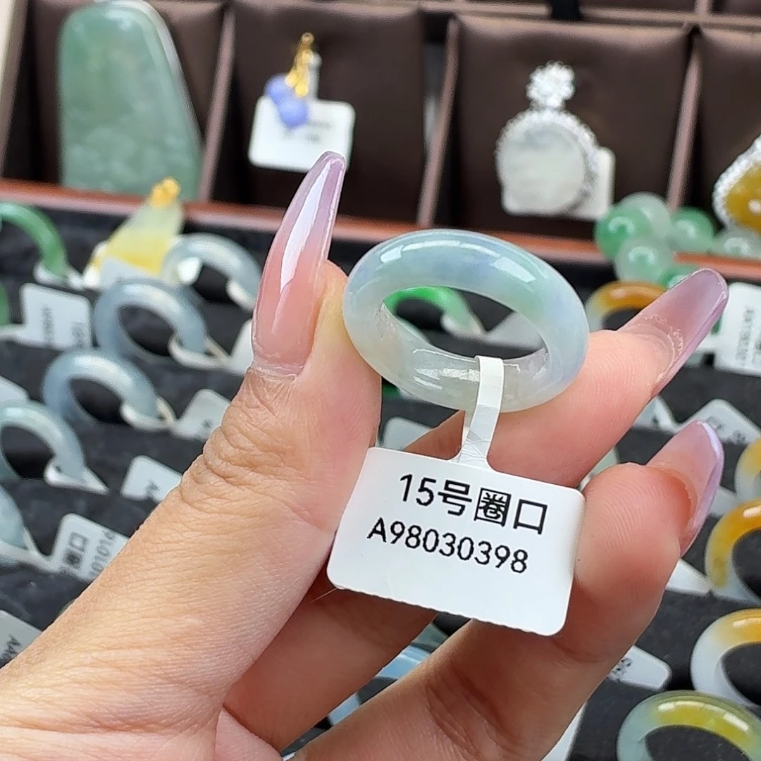 翡翠未镶嵌戒指翡翠戒指