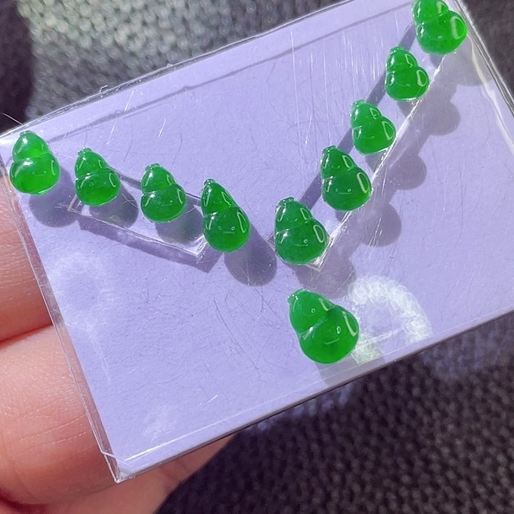 未镶嵌定制翡翠翡翠