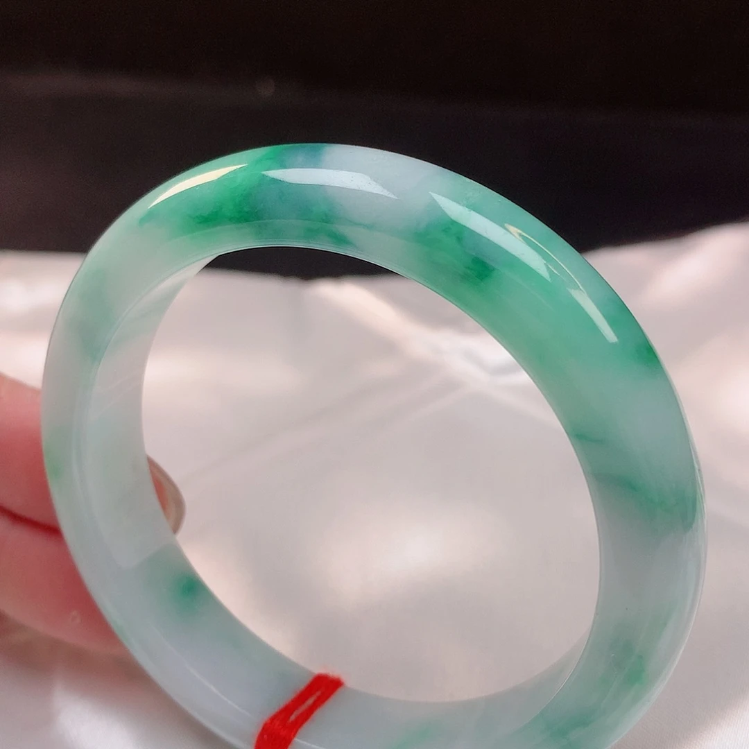 【闪购商品】未镶嵌手镯翡翠56