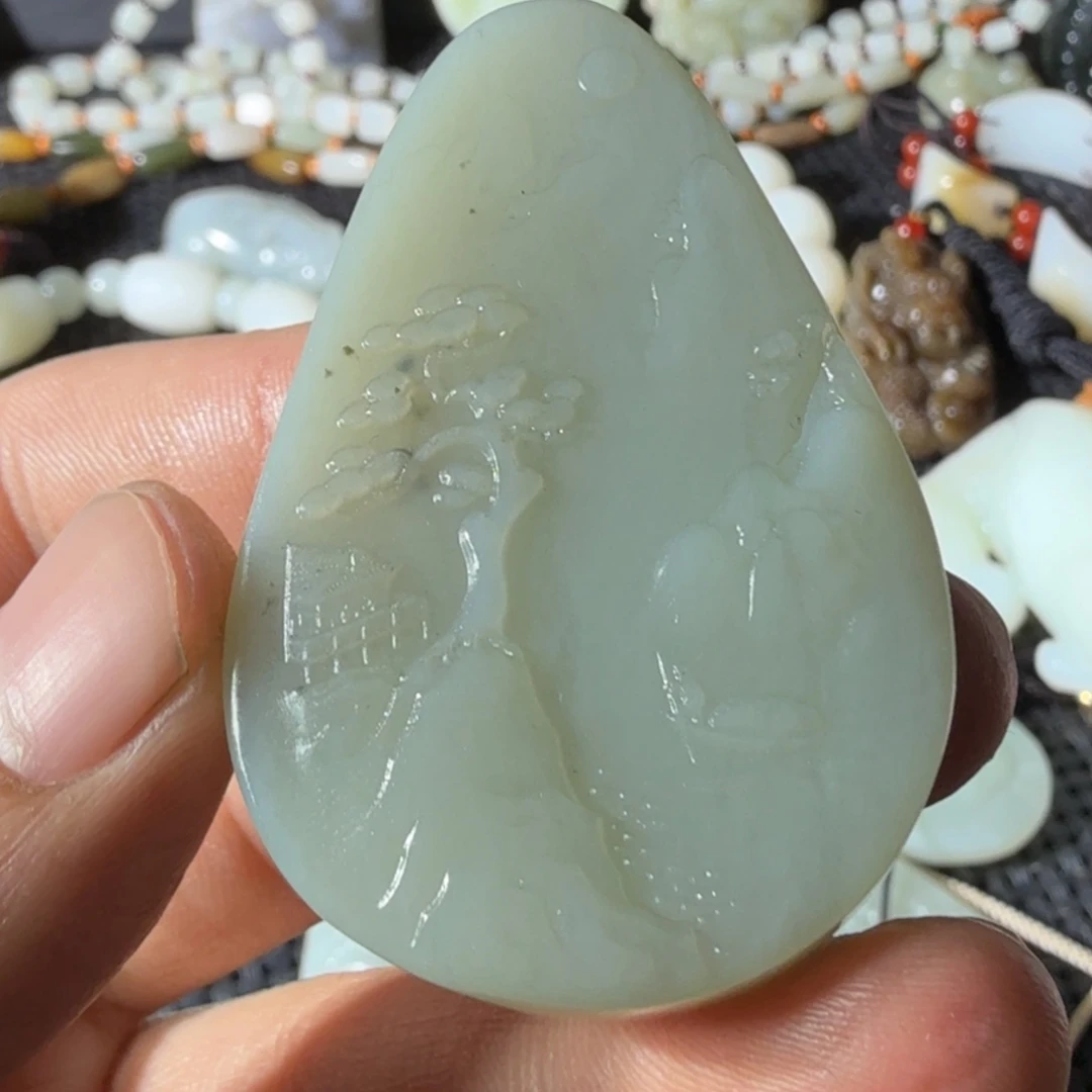 和田玉未镶嵌颈饰