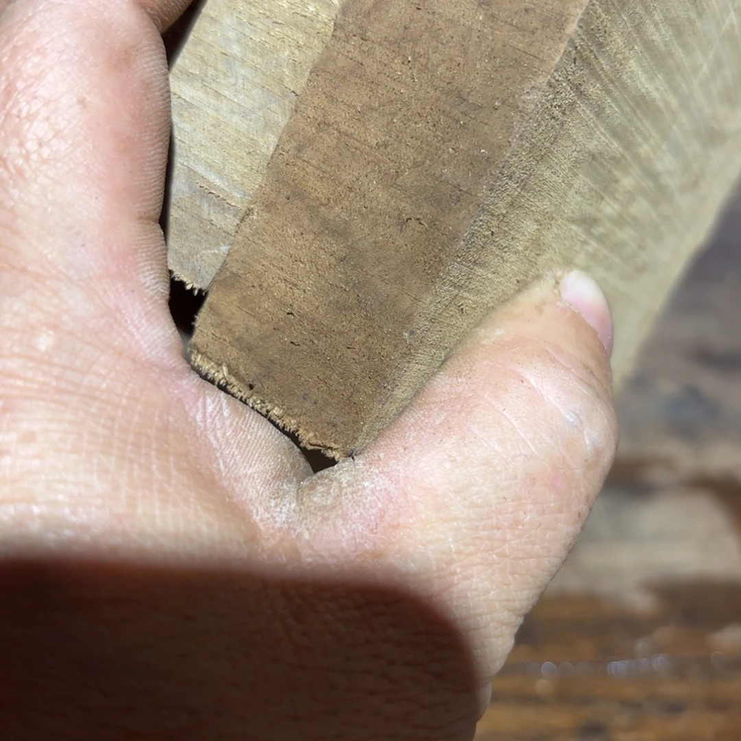 老***”金丝楠木无事牌材料