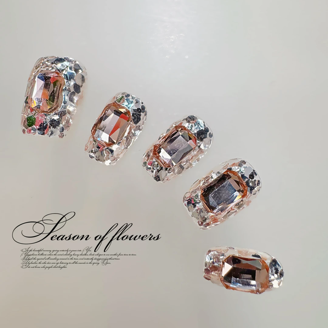 【珠光宝气】显白爆闪满钻纯手工短款穿戴甲网红爆款可拆卸美甲贴