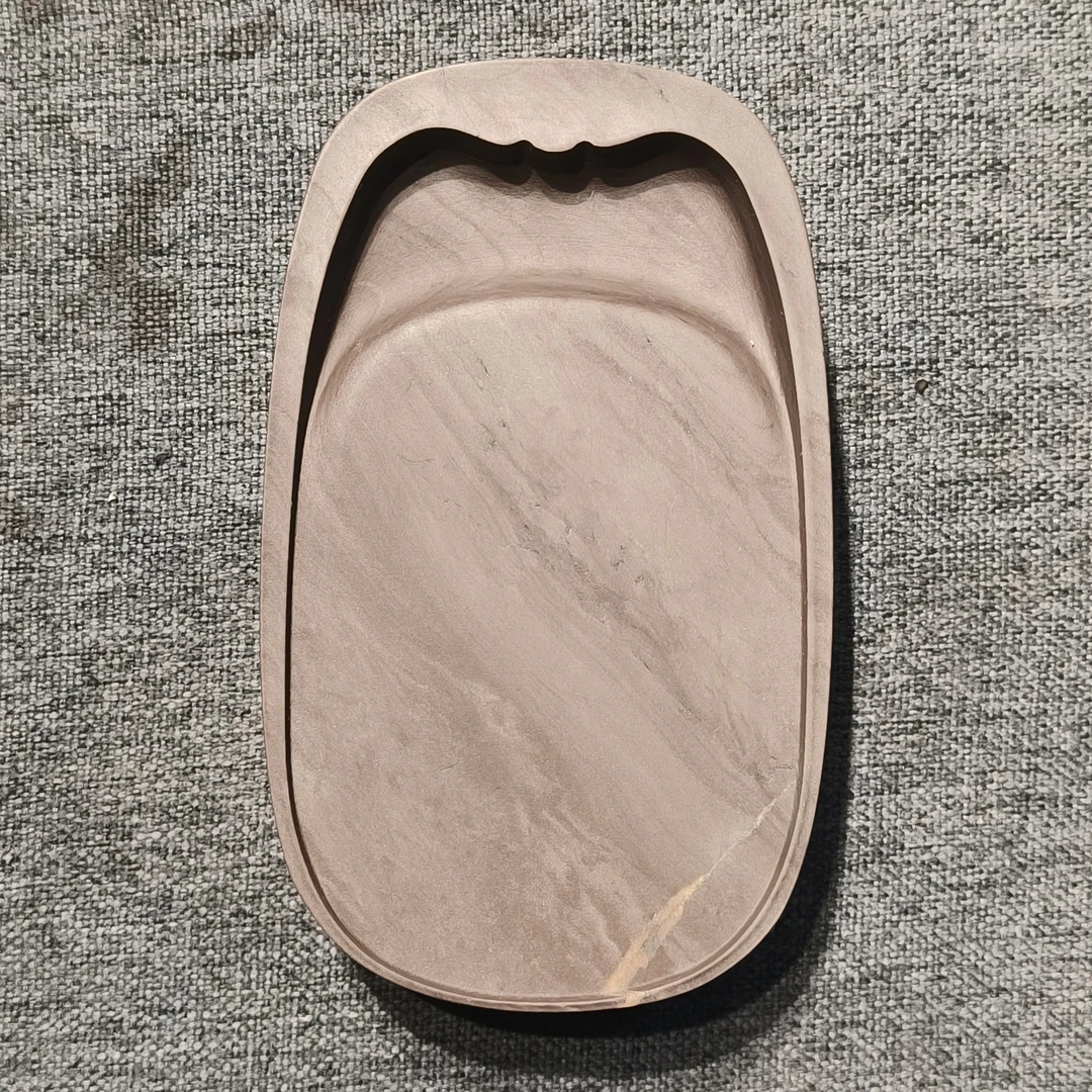 老坑洮砚，喇嘛崖老坑鸊鷉血花池砚，尺寸12.5*7.5*2.4厘米