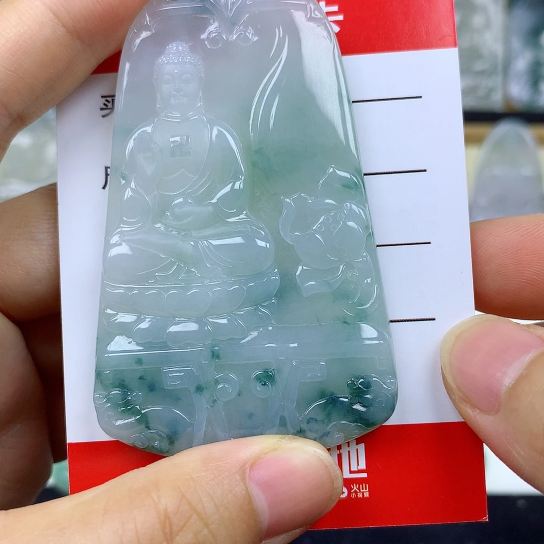 翡翠未镶嵌颈饰阿弥陀佛