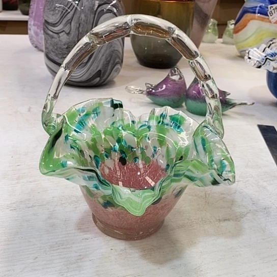 琉璃花瓶高22厘米