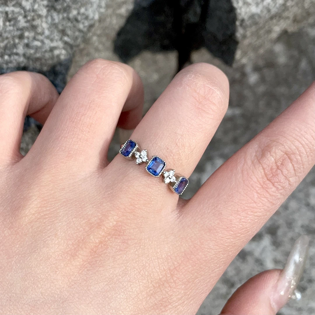 天然蓝宝石皇家蓝女款戒指简约珠宝首饰高级经典百搭蓝色s925银