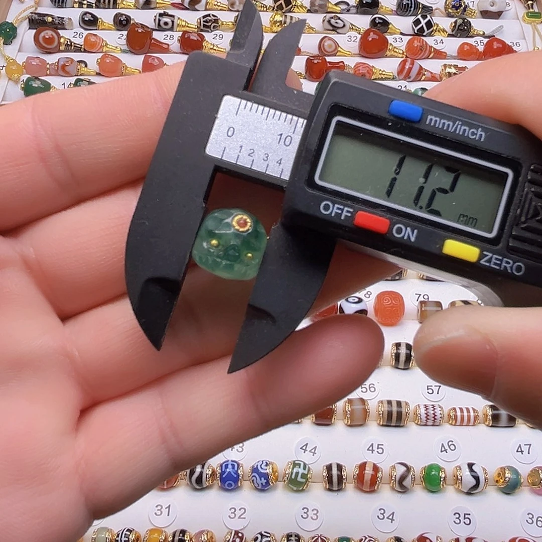 玛瑙/玉髓合金颈饰