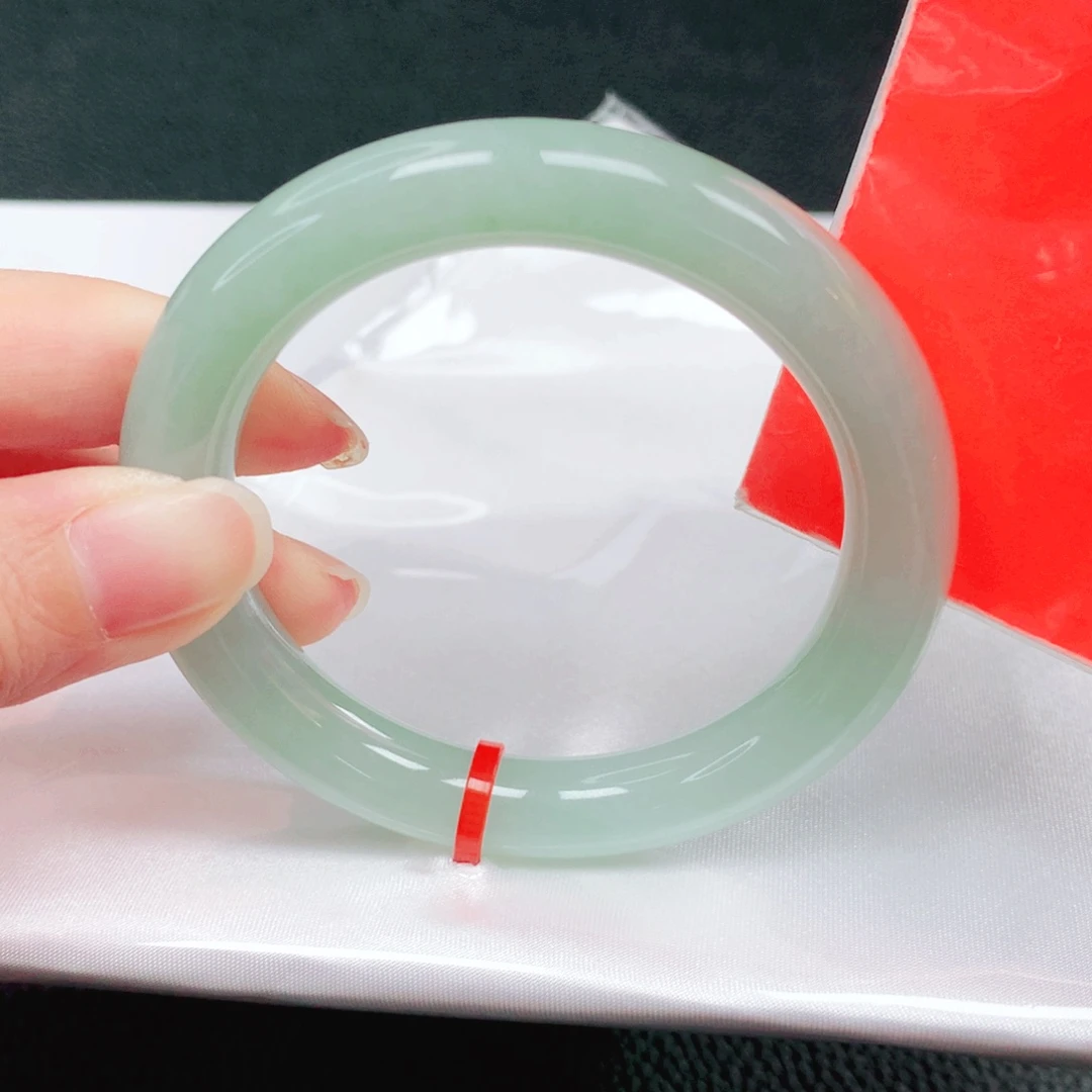 翡翠未镶嵌手镯53圈