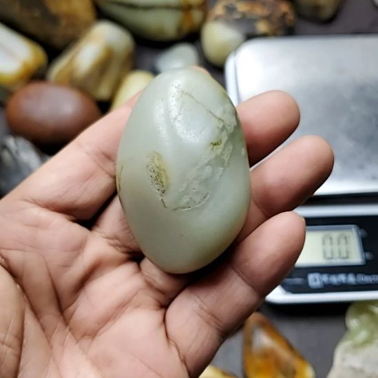 和田玉（糖玉）未镶嵌挂件