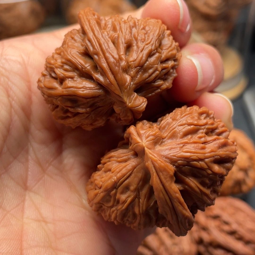 吊坠猴头核桃白狮子半壁江山