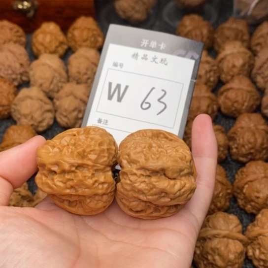 吊坠桃核我是第一百41