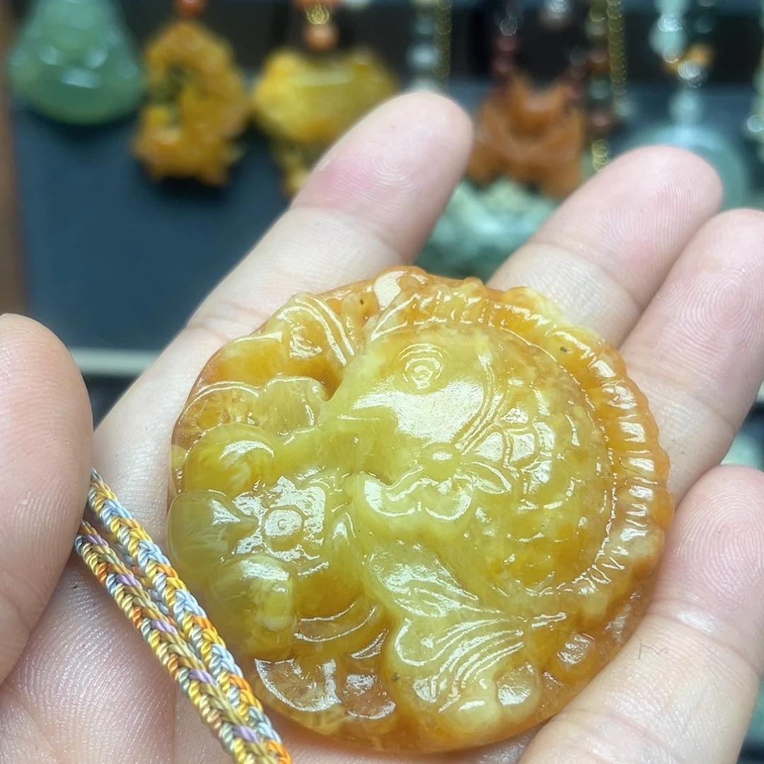 未镶嵌蛇纹石玉颈饰