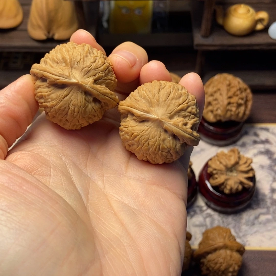 文玩核桃把件全品乾隆磨38