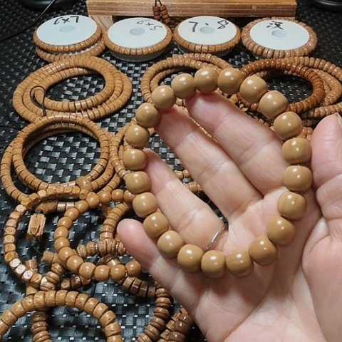 【闪购商品】桃核吊坠10➕猴头手串