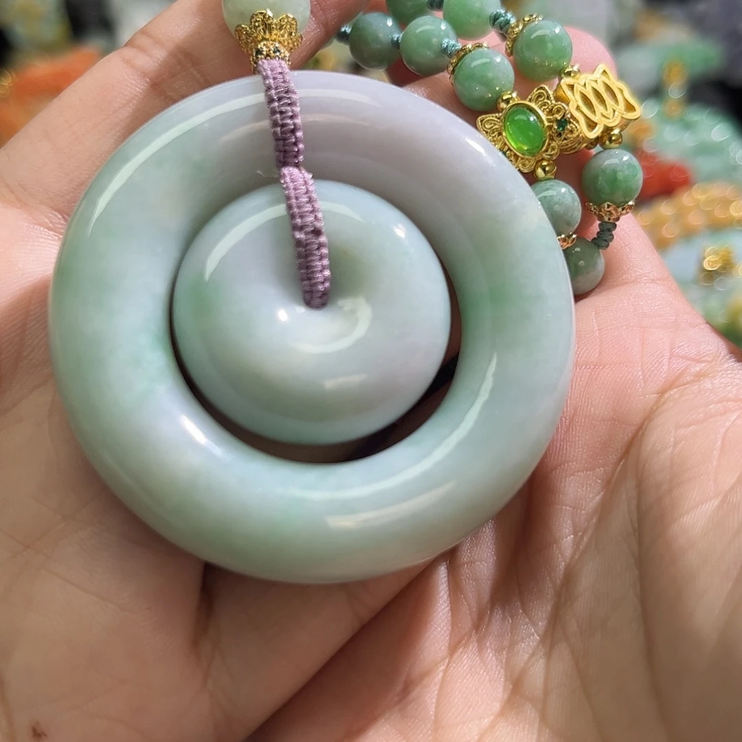 颈饰未镶嵌翡翠待编织