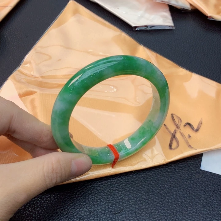 未镶嵌手镯翡翠翡翠手镯